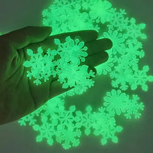Load image into Gallery viewer, 50pcs 3D Snowflake Luminous Wall Sticker Fluorescent Glow In The Dark Wall Decal For Homw Kids Room Bedroom Christmas Decor