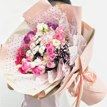 Load image into Gallery viewer, REM 28pcs 50cm*70cm Dot Print Tissue Papers Flower Wrapping Papers Gift Packaging Craft Paper