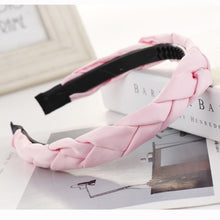 Load image into Gallery viewer, Winter Warm Wide Crown Padded Braided Hairband Women Bezel Braids Headband Twist Thick Velvet Hairband Headwrap Hair Accessories