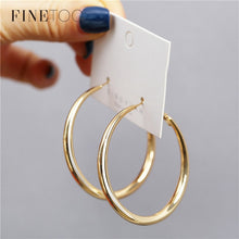 Load image into Gallery viewer, TRENDY Hoop Earrings Gold Pearl Metal Fashion for Women Party Jewelry