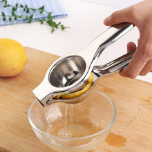 Load image into Gallery viewer, Lemon Orange Citrus Juicer Extractor Mini Portable Blender Kitchen Tool