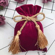 Load image into Gallery viewer, 13x18cm Velvet Bags With Tassel 1pc Jewelry Packing Bags Wedding Candy Gift Bags Pouches