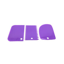 Load image into Gallery viewer, 3PCS/Lot Cream Scraper Irregular Teeth Edge DIY Scraper Cake Decorating Fondant Pastry Cutters Baking Spatulas Tools