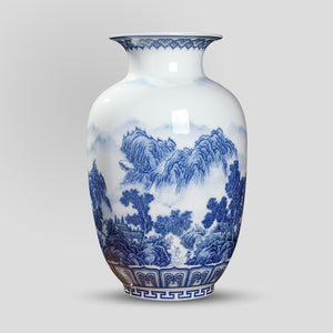 Classic Chinese Blue and White Ceramic Vase Antique Tabletop Porcelain Flower Vase for Decoration