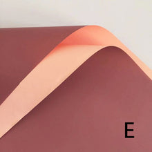 Load image into Gallery viewer, REM 20pcs/set Flower Wrapping Paper Korean Two-tone Gift Packaging Paper Waterproof Florist Bouquet Supplies