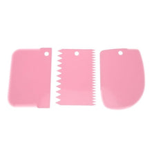 Load image into Gallery viewer, 3PCS/Lot Cream Scraper Irregular Teeth Edge DIY Scraper Cake Decorating Fondant Pastry Cutters Baking Spatulas Tools