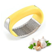 Load image into Gallery viewer, 1Pcs Stainless Garlic Press Household Manual Garlic Press Device Kitchen Press Squeezer Ginger Garlic Tools Kitchen Accessories