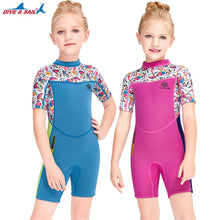 Load image into Gallery viewer, Boys Girls 2.5mm Neoprene Kids Shorty Wetsuits Thermal Swimsuit Back Zip Keep Warm Toddler Child Swimming Diving Surfing