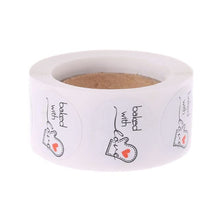 Load image into Gallery viewer, 500Pcs Baked With Love Round Kraft Paper Sticker Adhesive Baking Label For Christmas Festival Cake Box Gift L4MF