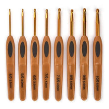 Load image into Gallery viewer, 8Pcs Mix Size 2.5mm-6mm Crochet Hook Knit Weave Yarn Craft Knitting Needle Plastic Handle Knitting Hooks Needles Tools xmas GIFT