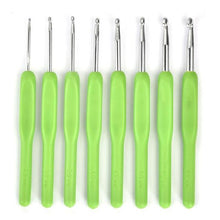 Load image into Gallery viewer, 8Pcs Mix Size 2.5mm-6mm Crochet Hook Knit Weave Yarn Craft Knitting Needle Plastic Handle Knitting Hooks Needles Tools xmas GIFT