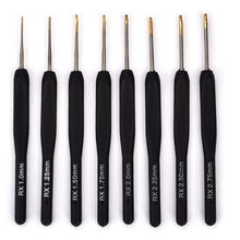 Load image into Gallery viewer, 8Pcs Mix Size 2.5mm-6mm Crochet Hook Knit Weave Yarn Craft Knitting Needle Plastic Handle Knitting Hooks Needles Tools xmas GIFT