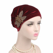 Load image into Gallery viewer, 2020 New jewelry velvet turban caps muslim rhinestone hijab scarf bonnet women headband turbans islamic wrap head scarves