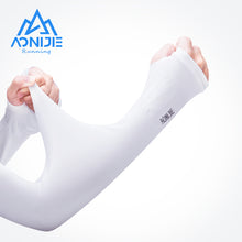 Load image into Gallery viewer, AONIJIE E4036 One Pair UV Sun Protection Cooling Arm Sleeve Cover Arm Cooler Warmer For Gloves Running Golf Cycling Driving